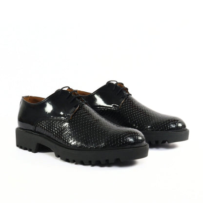 ZAPATO LISBOA TRACKER CHAROL